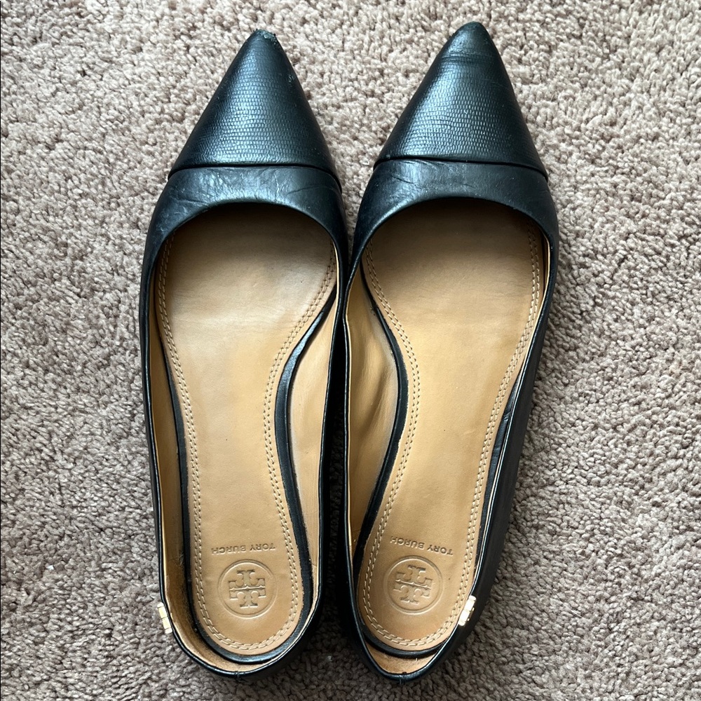 Tory Burch Black leather Pointed Flats size 9